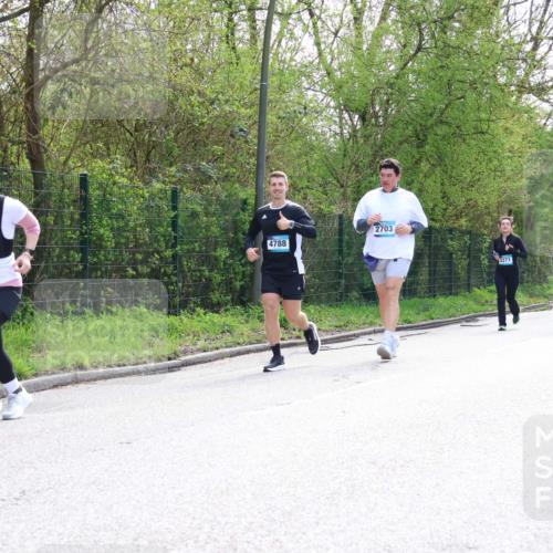 12.04.2026 - 45. Internationalen Wilhelmsburger Insellauf Yannick Fuchs http://msf.ph/oto/9501377 12.04.2026 11:17:29 Laufen 3474, 4788, 2703, 3371, 4174 meine-sportfotos.de