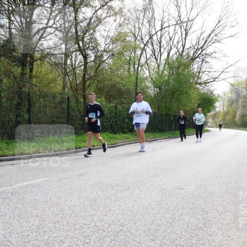12.04.2026 - 45. Internationalen Wilhelmsburger Insellauf Yannick Fuchs http://msf.ph/oto/9501381 12.04.2026 11:17:30 Laufen 3474, 4788, 2703 meine-sportfotos.de
