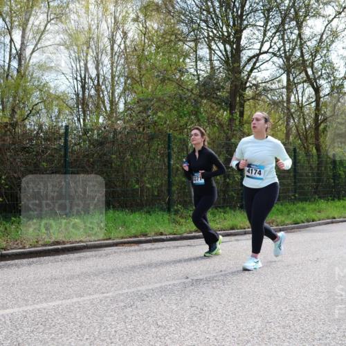 12.04.2026 - 45. Internationalen Wilhelmsburger Insellauf Yannick Fuchs http://msf.ph/oto/9501395 12.04.2026 11:17:35 Laufen 3371, 4174 meine-sportfotos.de