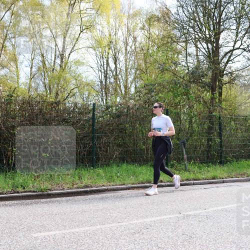 12.04.2026 - 45. Internationalen Wilhelmsburger Insellauf Yannick Fuchs http://msf.ph/oto/9501413 12.04.2026 11:17:51 Laufen  meine-sportfotos.de