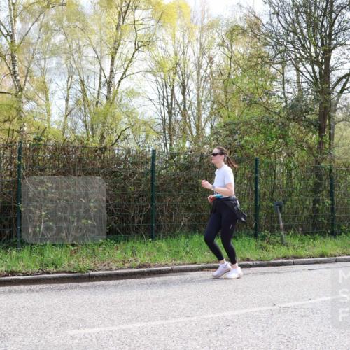 12.04.2026 - 45. Internationalen Wilhelmsburger Insellauf Yannick Fuchs http://msf.ph/oto/9501414 12.04.2026 11:17:51 Laufen  meine-sportfotos.de
