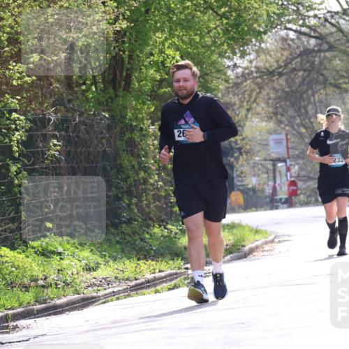 12.04.2026 - 45. Internationalen Wilhelmsburger Insellauf Yannick Fuchs http://msf.ph/oto/9501423 12.04.2026 11:18:26 Laufen 26, 233 meine-sportfotos.de