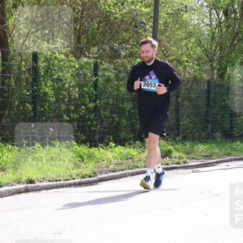 12.04.2026 - 45. Internationalen Wilhelmsburger Insellauf Yannick Fuchs http://msf.ph/oto/9501432 12.04.2026 11:18:33 Laufen 2653 meine-sportfotos.de