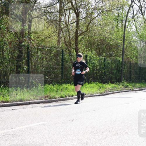 12.04.2026 - 45. Internationalen Wilhelmsburger Insellauf Yannick Fuchs http://msf.ph/oto/9501451 12.04.2026 11:18:40 Laufen 2233 meine-sportfotos.de