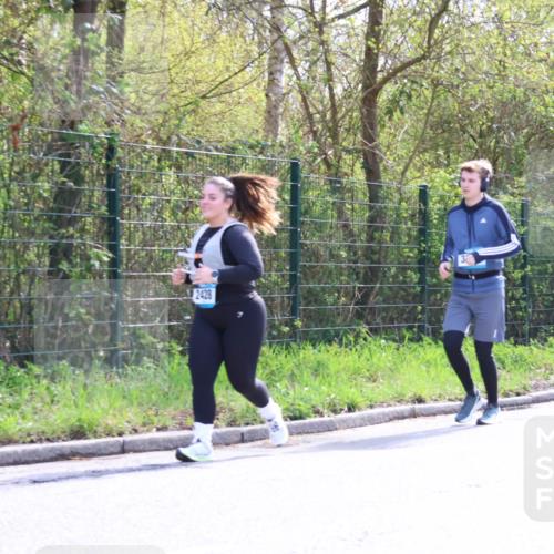 12.04.2026 - 45. Internationalen Wilhelmsburger Insellauf Yannick Fuchs http://msf.ph/oto/9501487 12.04.2026 11:20:35 Laufen 2428 meine-sportfotos.de