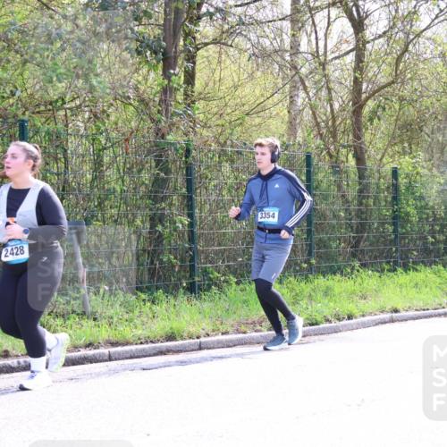 12.04.2026 - 45. Internationalen Wilhelmsburger Insellauf Yannick Fuchs http://msf.ph/oto/9501489 12.04.2026 11:20:36 Laufen 2428, 3354 meine-sportfotos.de