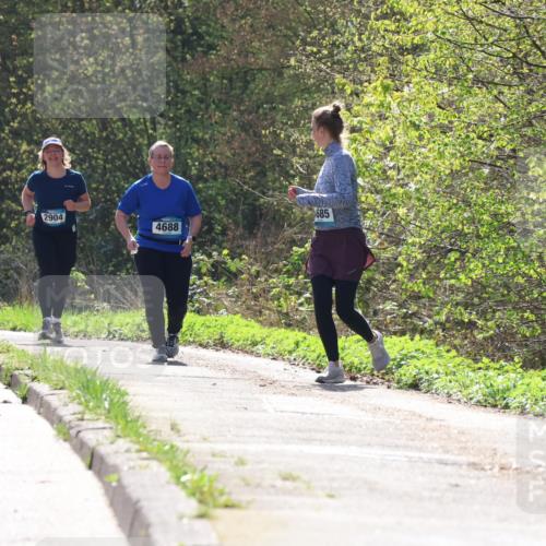 12.04.2026 - 45. Internationalen Wilhelmsburger Insellauf Yannick Fuchs http://msf.ph/oto/9501624 12.04.2026 11:27:34 Laufen 2663, 2904, 685, 4688 meine-sportfotos.de