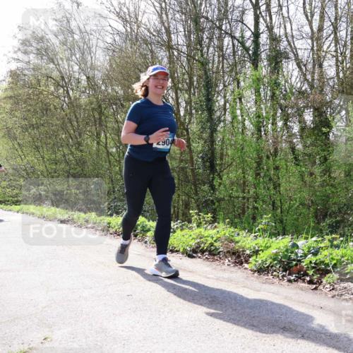 12.04.2026 - 45. Internationalen Wilhelmsburger Insellauf Yannick Fuchs http://msf.ph/oto/9501655 12.04.2026 11:27:54 Laufen 904 meine-sportfotos.de