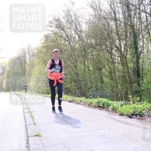 12.04.2026 - 45. Internationalen Wilhelmsburger Insellauf Yannick Fuchs http://msf.ph/oto/9501681 12.04.2026 11:28:32 Laufen 2996 meine-sportfotos.de