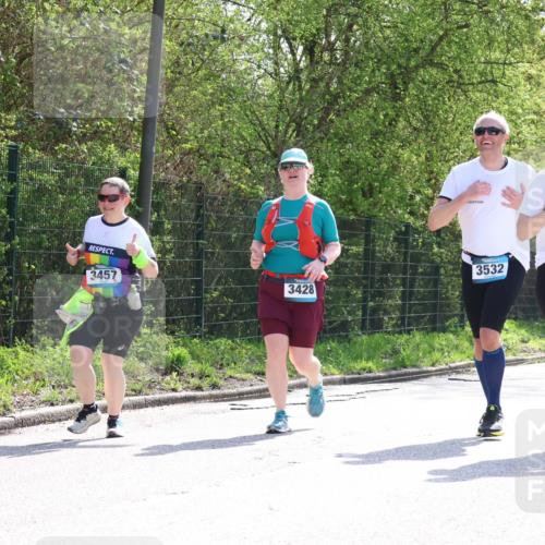 12.04.2026 - 45. Internationalen Wilhelmsburger Insellauf Yannick Fuchs http://msf.ph/oto/9501723 12.04.2026 11:30:20 Laufen 3457, 3532, 3533, 3428 meine-sportfotos.de