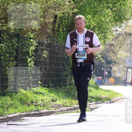 12.04.2026 - 45. Internationalen Wilhelmsburger Insellauf Yannick Fuchs http://msf.ph/oto/9501759 12.04.2026 11:34:03 Laufen 4508 meine-sportfotos.de