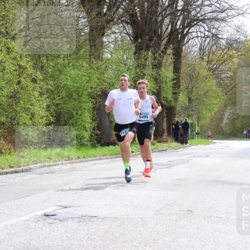 12.04.2026 - 45. Internationalen Wilhelmsburger Insellauf Yannick Fuchs http://msf.ph/oto/9501807 12.04.2026 12:40:38 Laufen 345, 5495 meine-sportfotos.de