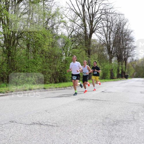 12.04.2026 - 45. Internationalen Wilhelmsburger Insellauf Yannick Fuchs http://msf.ph/oto/9501817 12.04.2026 12:40:40 Laufen 4874, 5495, 3452 meine-sportfotos.de