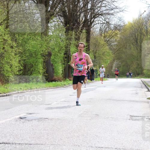 12.04.2026 - 45. Internationalen Wilhelmsburger Insellauf Yannick Fuchs http://msf.ph/oto/9501832 12.04.2026 12:41:12 Laufen 3947 meine-sportfotos.de