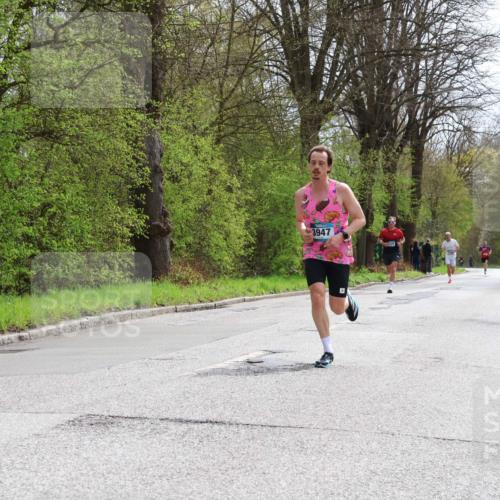 12.04.2026 - 45. Internationalen Wilhelmsburger Insellauf Yannick Fuchs http://msf.ph/oto/9501835 12.04.2026 12:41:13 Laufen 3947, 240 meine-sportfotos.de