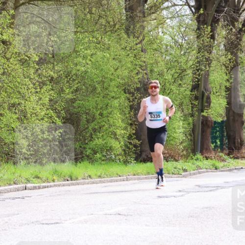 12.04.2026 - 45. Internationalen Wilhelmsburger Insellauf Yannick Fuchs http://msf.ph/oto/9501889 12.04.2026 12:42:04 Laufen 5335 meine-sportfotos.de