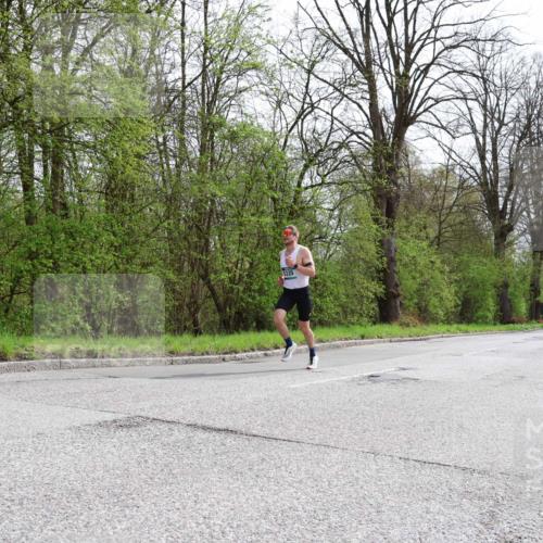 12.04.2026 - 45. Internationalen Wilhelmsburger Insellauf Yannick Fuchs http://msf.ph/oto/9501899 12.04.2026 12:42:07 Laufen 5335 meine-sportfotos.de
