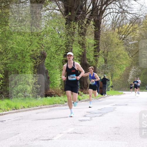 12.04.2026 - 45. Internationalen Wilhelmsburger Insellauf Yannick Fuchs http://msf.ph/oto/9501951 12.04.2026 12:42:47 Laufen 3389, 5365 meine-sportfotos.de