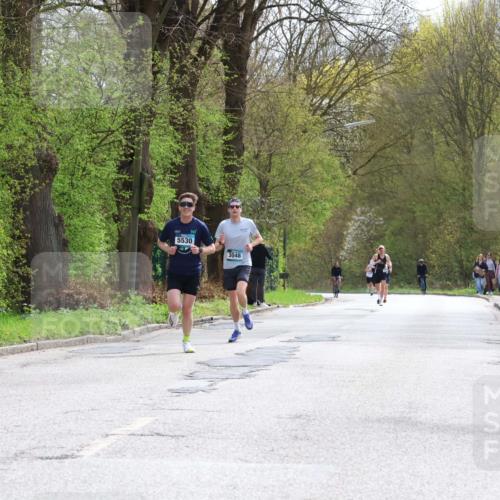 12.04.2026 - 45. Internationalen Wilhelmsburger Insellauf Yannick Fuchs http://msf.ph/oto/9501985 12.04.2026 12:42:58 Laufen 5530, 3617, 3048 meine-sportfotos.de