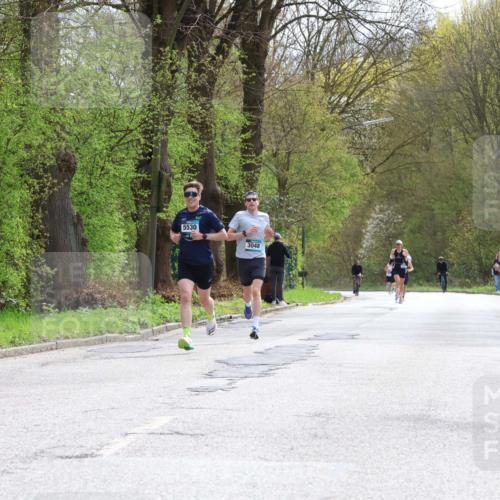 12.04.2026 - 45. Internationalen Wilhelmsburger Insellauf Yannick Fuchs http://msf.ph/oto/9501986 12.04.2026 12:42:58 Laufen 5530, 3048 meine-sportfotos.de