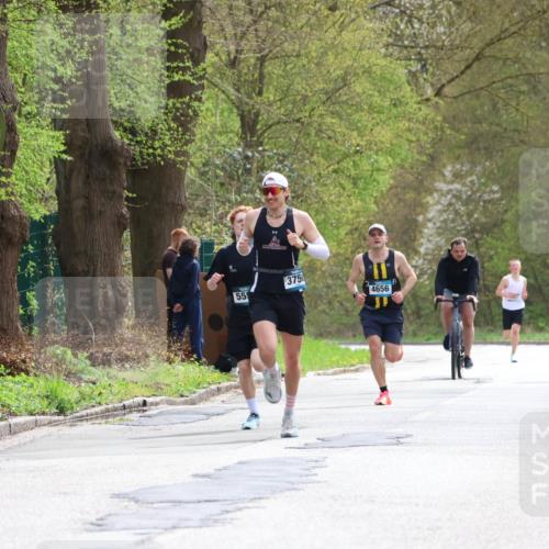 12.04.2026 - 45. Internationalen Wilhelmsburger Insellauf Yannick Fuchs http://msf.ph/oto/9502018 12.04.2026 12:43:07 Laufen 3750, 55, 4656 meine-sportfotos.de