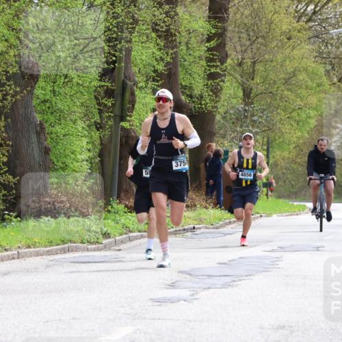 12.04.2026 - 45. Internationalen Wilhelmsburger Insellauf Yannick Fuchs http://msf.ph/oto/9502026 12.04.2026 12:43:09 Laufen 55, 3750, 4656 meine-sportfotos.de