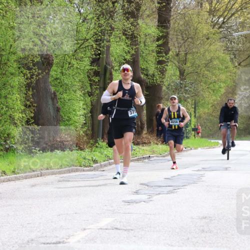 12.04.2026 - 45. Internationalen Wilhelmsburger Insellauf Yannick Fuchs http://msf.ph/oto/9502028 12.04.2026 12:43:10 Laufen 1375, 4656 meine-sportfotos.de