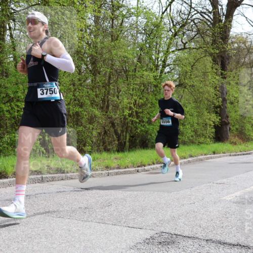 12.04.2026 - 45. Internationalen Wilhelmsburger Insellauf Yannick Fuchs http://msf.ph/oto/9502046 12.04.2026 12:43:14 Laufen 3750, 5556, 4656, 50 meine-sportfotos.de