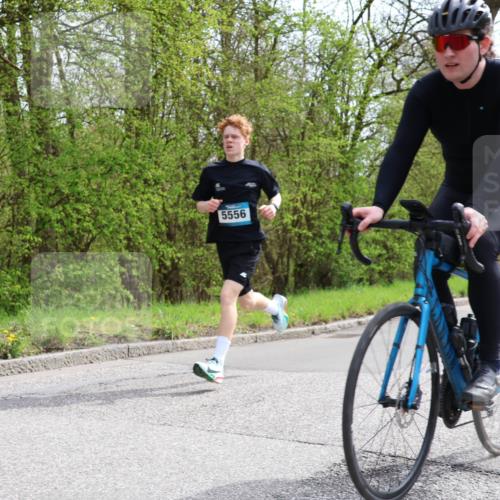 12.04.2026 - 45. Internationalen Wilhelmsburger Insellauf Yannick Fuchs http://msf.ph/oto/9502049 12.04.2026 12:43:15 Laufen 5556 meine-sportfotos.de