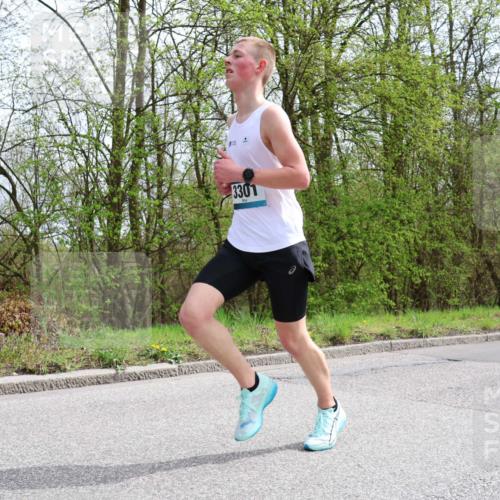 12.04.2026 - 45. Internationalen Wilhelmsburger Insellauf Yannick Fuchs http://msf.ph/oto/9502075 12.04.2026 12:43:28 Laufen 3301 meine-sportfotos.de