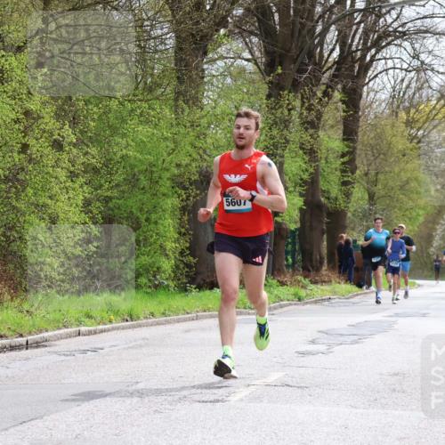 12.04.2026 - 45. Internationalen Wilhelmsburger Insellauf Yannick Fuchs http://msf.ph/oto/9502085 12.04.2026 12:43:42 Laufen 5607 meine-sportfotos.de