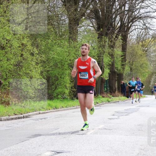 12.04.2026 - 45. Internationalen Wilhelmsburger Insellauf Yannick Fuchs http://msf.ph/oto/9502086 12.04.2026 12:43:42 Laufen  meine-sportfotos.de