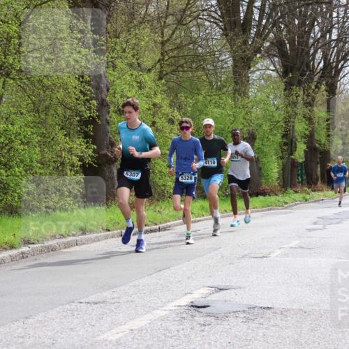 12.04.2026 - 45. Internationalen Wilhelmsburger Insellauf Yannick Fuchs http://msf.ph/oto/9502116 12.04.2026 12:43:50 Laufen 5307, 4110 meine-sportfotos.de