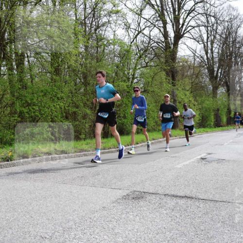 12.04.2026 - 45. Internationalen Wilhelmsburger Insellauf Yannick Fuchs http://msf.ph/oto/9502123 12.04.2026 12:43:51 Laufen 4110, 5307, 5326 meine-sportfotos.de