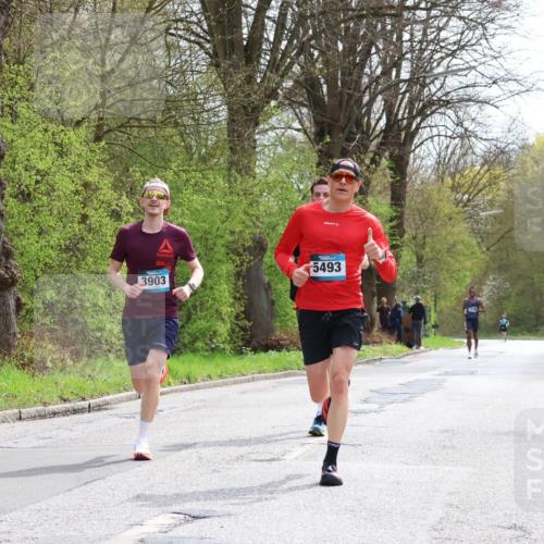 12.04.2026 - 45. Internationalen Wilhelmsburger Insellauf Yannick Fuchs http://msf.ph/oto/9502157 12.04.2026 12:44:00 Laufen 5493, 3903 meine-sportfotos.de