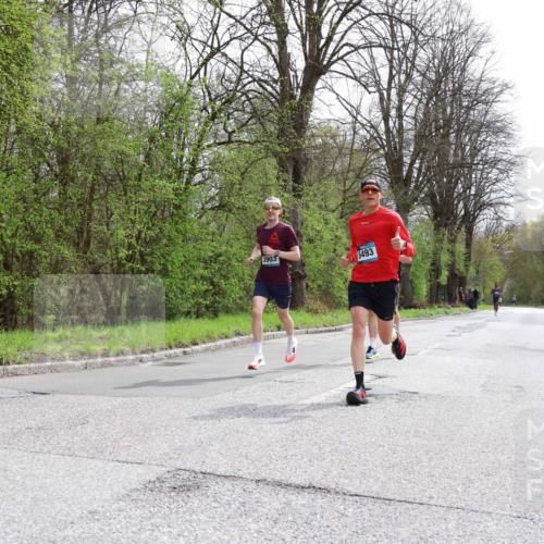 12.04.2026 - 45. Internationalen Wilhelmsburger Insellauf Yannick Fuchs http://msf.ph/oto/9502163 12.04.2026 12:44:01 Laufen 3903, 5493 meine-sportfotos.de