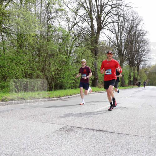 12.04.2026 - 45. Internationalen Wilhelmsburger Insellauf Yannick Fuchs http://msf.ph/oto/9502164 12.04.2026 12:44:01 Laufen 5493, 3903 meine-sportfotos.de