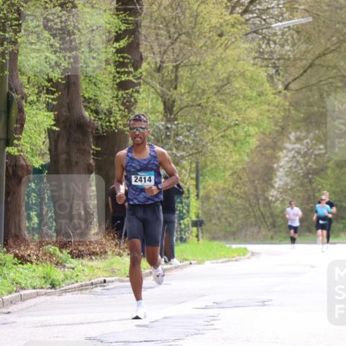 12.04.2026 - 45. Internationalen Wilhelmsburger Insellauf Yannick Fuchs http://msf.ph/oto/9502178 12.04.2026 12:44:04 Laufen 2414 meine-sportfotos.de