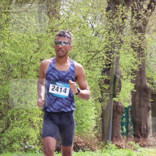 12.04.2026 - 45. Internationalen Wilhelmsburger Insellauf Yannick Fuchs http://msf.ph/oto/9502193 12.04.2026 12:44:08 Laufen 2414 meine-sportfotos.de