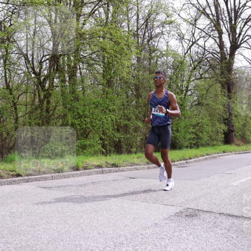 12.04.2026 - 45. Internationalen Wilhelmsburger Insellauf Yannick Fuchs http://msf.ph/oto/9502207 12.04.2026 12:44:10 Laufen 24 meine-sportfotos.de