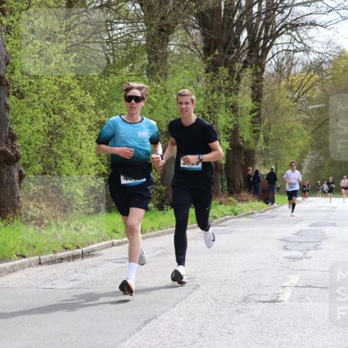 12.04.2026 - 45. Internationalen Wilhelmsburger Insellauf Yannick Fuchs http://msf.ph/oto/9502217 12.04.2026 12:44:25 Laufen  meine-sportfotos.de