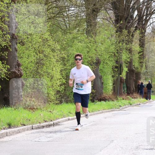 12.04.2026 - 45. Internationalen Wilhelmsburger Insellauf Yannick Fuchs http://msf.ph/oto/9502240 12.04.2026 12:44:33 Laufen 2378 meine-sportfotos.de