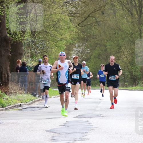 12.04.2026 - 45. Internationalen Wilhelmsburger Insellauf Yannick Fuchs http://msf.ph/oto/9502279 12.04.2026 12:44:47 Laufen 5711, 4183, 5146, 3816, 5566 meine-sportfotos.de