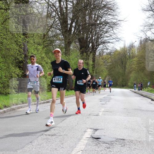 12.04.2026 - 45. Internationalen Wilhelmsburger Insellauf Yannick Fuchs http://msf.ph/oto/9502317 12.04.2026 12:44:55 Laufen 5566, 4183, 3816 meine-sportfotos.de