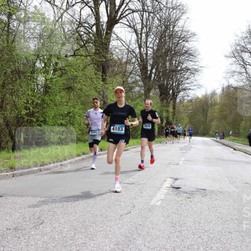 12.04.2026 - 45. Internationalen Wilhelmsburger Insellauf Yannick Fuchs http://msf.ph/oto/9502320 12.04.2026 12:44:56 Laufen 5566, 4183, 3816 meine-sportfotos.de