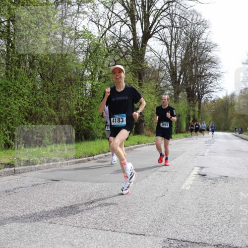 12.04.2026 - 45. Internationalen Wilhelmsburger Insellauf Yannick Fuchs http://msf.ph/oto/9502323 12.04.2026 12:44:56 Laufen 55, 4183, 3816 meine-sportfotos.de