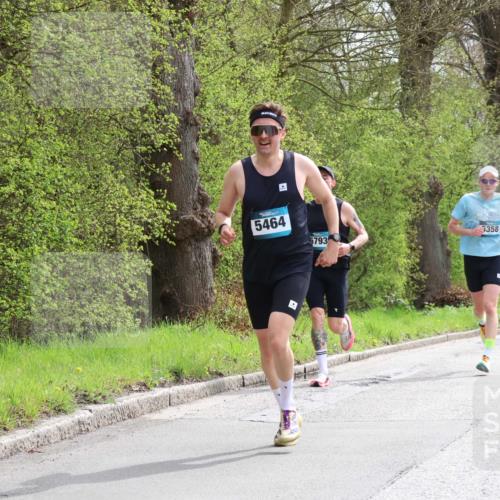 12.04.2026 - 45. Internationalen Wilhelmsburger Insellauf Yannick Fuchs http://msf.ph/oto/9502341 12.04.2026 12:45:01 Laufen 5464, 5793, 5358, 514 meine-sportfotos.de