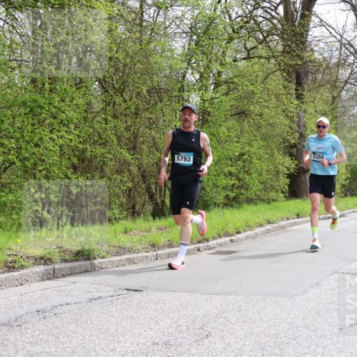 12.04.2026 - 45. Internationalen Wilhelmsburger Insellauf Yannick Fuchs http://msf.ph/oto/9502354 12.04.2026 12:45:03 Laufen 5793, 5358, 5146 meine-sportfotos.de