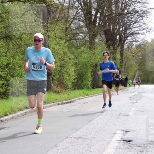 12.04.2026 - 45. Internationalen Wilhelmsburger Insellauf Yannick Fuchs http://msf.ph/oto/9502355 12.04.2026 12:45:03 Laufen 5358, 51 meine-sportfotos.de