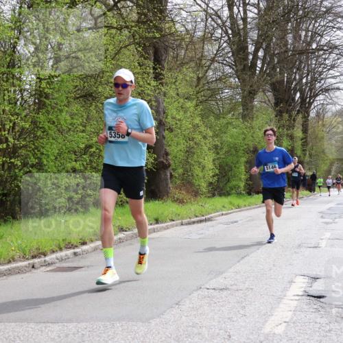 12.04.2026 - 45. Internationalen Wilhelmsburger Insellauf Yannick Fuchs http://msf.ph/oto/9502356 12.04.2026 12:45:04 Laufen 5350, 5146 meine-sportfotos.de